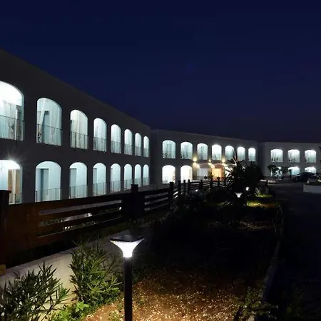 Nicotel Ostuni 호텔 카로비그노