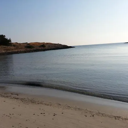 Nicotel Ostuni 카로비그노