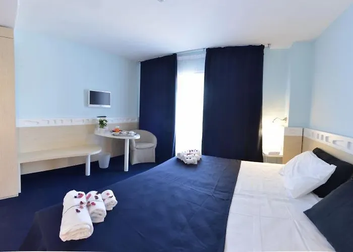 호텔 Nicotel Ostuni 4*