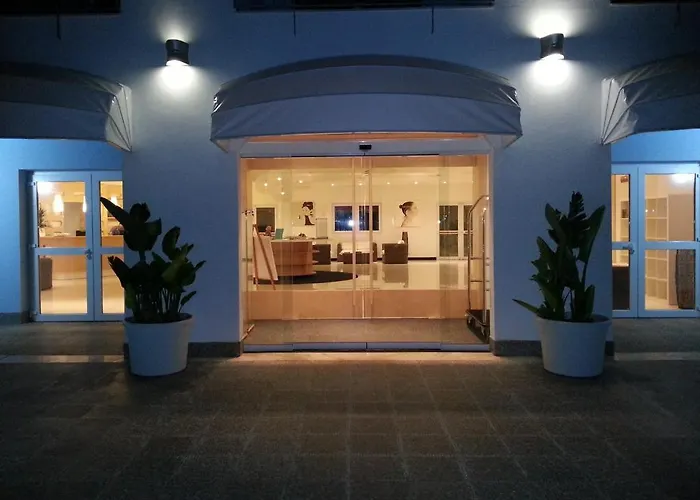 Nicotel Ostuni 호텔 카로비그노